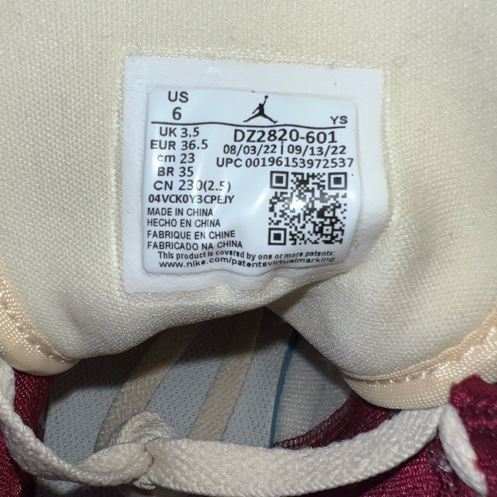 Air Jordan 1 Mid Burgundy Maroon Cream/Ivory Youth 6Y DZ2820-601 - Picture 11 of 11